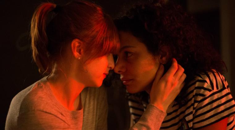 �C�mo te llamas?: largometraje colombo-espa�ol con banda sonora de rock colombiano