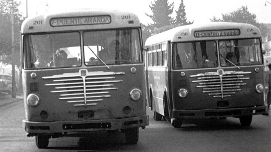 'El r�o de las tumbas�: entre el calor festivo y la muerte